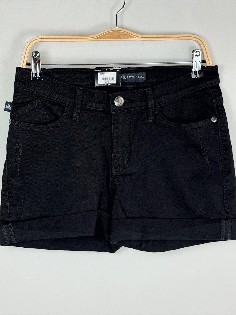Rock & Republic Black Denim Shorts Low Rise Cuffed Stretch Size 8 NWT